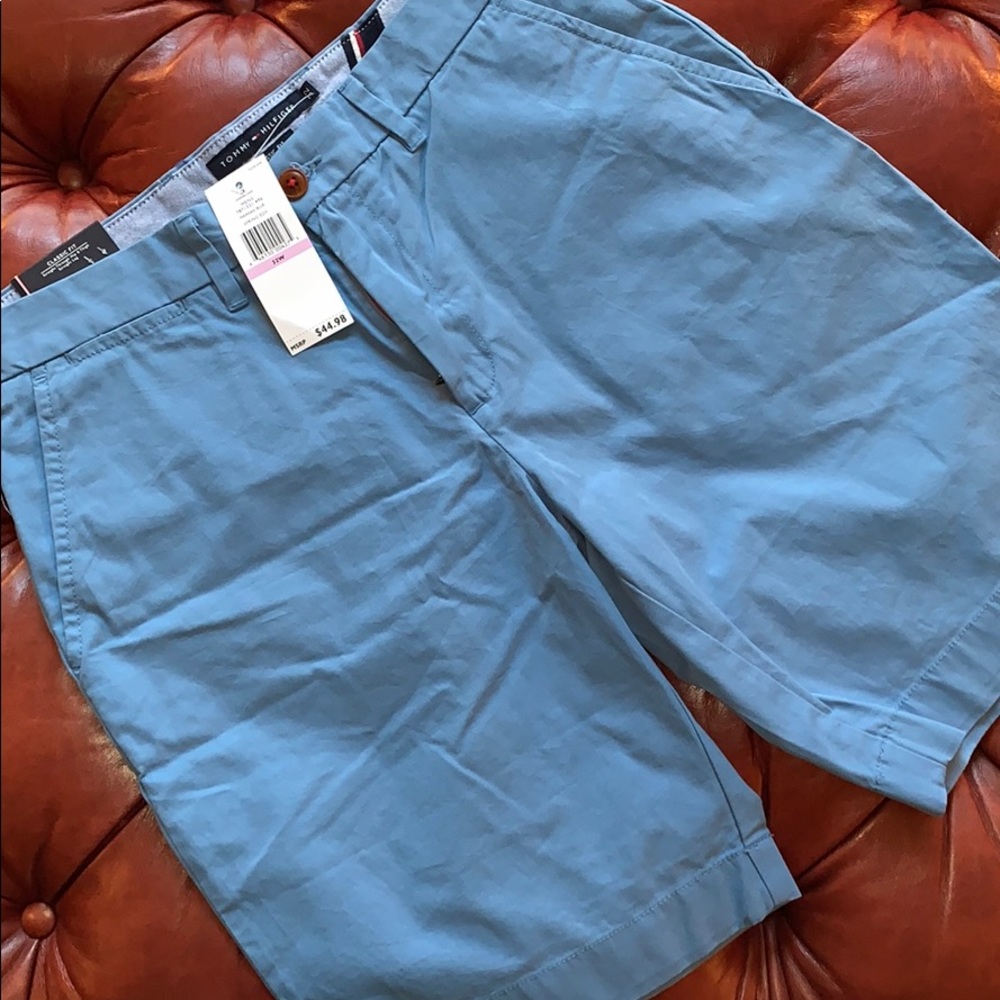 TOMMY HILFIGER CLASSIC FIT DRESS SHORTS
